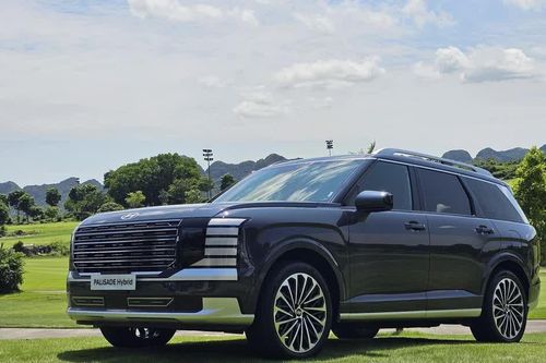 Hyundai Palisade Hybrid 'chốt' giá bán, cạnh tranh cả phân khúc dưới