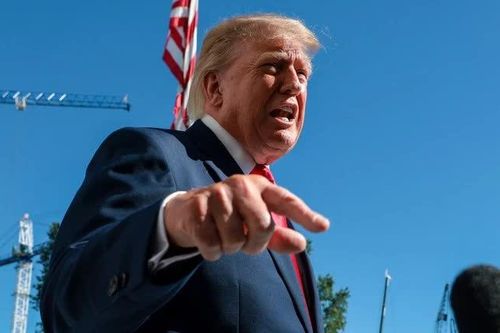 Tổng thống Mỹ Trump: Tên lửa cung cấp cho Ukraine được bán trên 'thị trường mở'