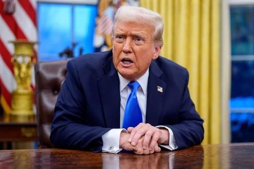 Ông Trump loại trừ khả năng sử dụng vũ khí hạt nhân chống Iran