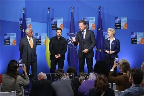 EU gửi thông điệp tới Tổng thống Ukraine giữa lúc chính sách của Mỹ gây lo ngại