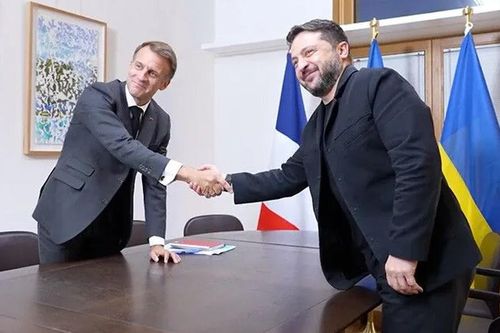 Ông Macron: Ukraine nên nhận được 'mọi phương tiện cần thiết để tự bảo vệ mình'
