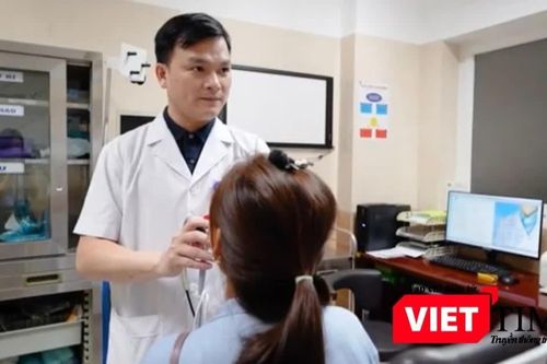 Đỉa sống trong thanh quản người phụ nữ