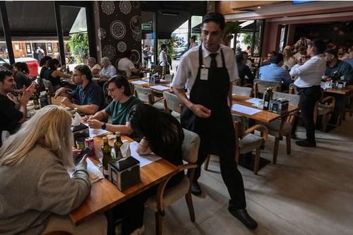 Brazil sửa hiến pháp, giảm thời gian làm việc xuống 40 giờ/tuần