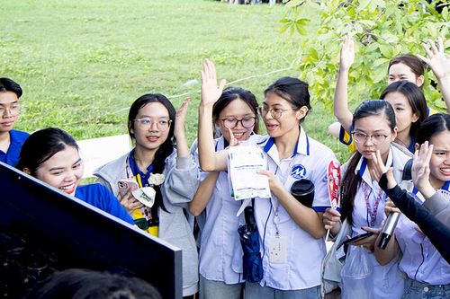 Phụ nữ trẻ mong gì khi bước vào thị trường lao động?