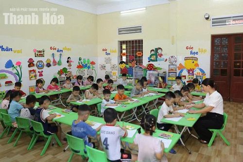 Bảo đảm thông suốt các hoạt động giáo dục sau sáp nhập