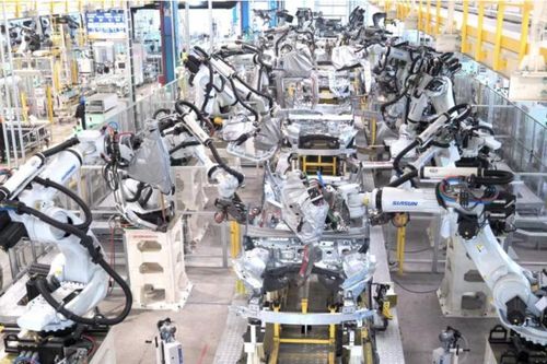 Giới chuyên gia dự báo kinh tế Trung Quốc tăng tốc nhẹ trong quý 3/2026