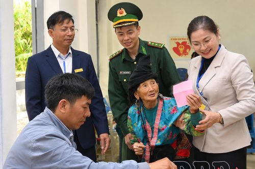 Ngôn ngữ và lá phiếu (kỳ 3)