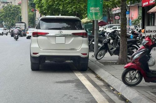 Ứng xử văn hóa khi dừng, đỗ xe