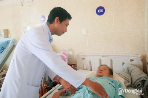 Cấp thiết đầu tư máy xạ trị, giảm quá tải cho tuyến trên
