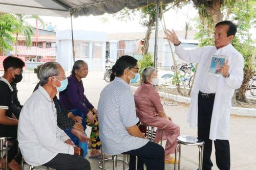 Hút thuốc lá làm tăng nguy cơ mắc bệnh lao