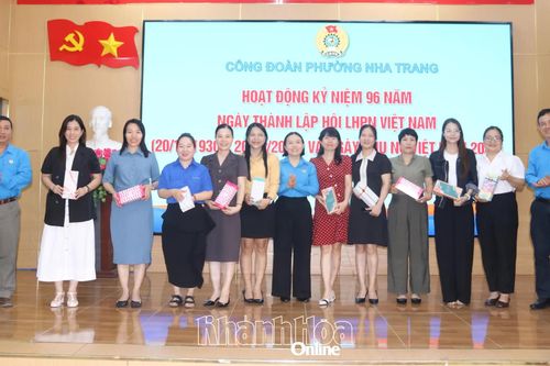 Công đoàn phường Nha Trang tổ chức hoạt động kỷ niệm ngày 20-10