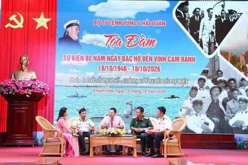 Vùng 4 Hải quân tọa đàm kỷ niệm 80 năm Ngày Chủ tịch Hồ Chí Minh đến vịnh Cam Ranh