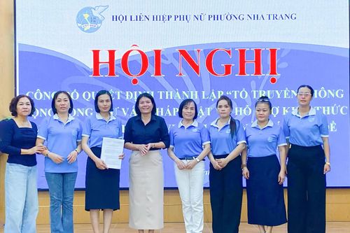Hội Liên hiệp Phụ nữ phường Nha Trang ra mắt tổ truyền thông cộng đồng về pháp luật
