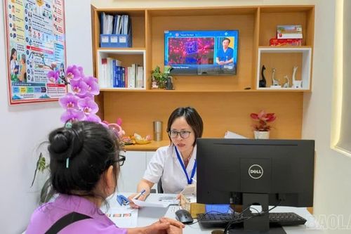 Trung tâm Y tế khu vực Lào Cai - Cam Đường đưa Phòng tư vấn sử dụng thuốc ngoại trú vào hoạt động
