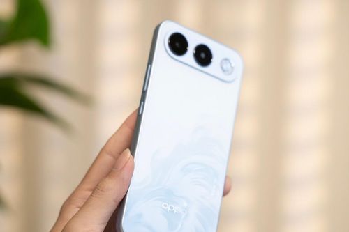 Khám phá OPPO A7 Pro 5G: Độ bền đạt chuẩn IP69K chịu được 38 loại chất lỏng và pin 8000mAh