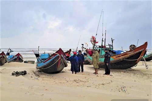 Ứng phó thiên tai từ sớm, từ xa
