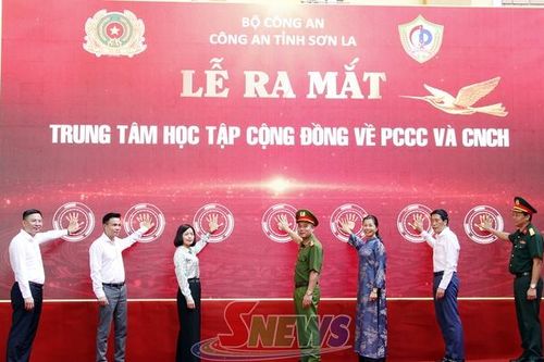 Ra mắt Trung tâm học tập cộng đồng về PCCC và CNCH phường Tô Hiệu