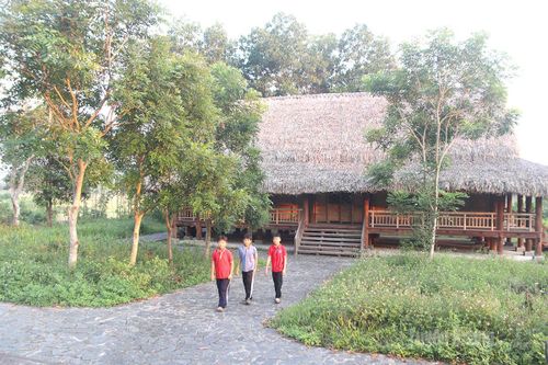 Sắt son tình hữu nghị Việt - Lào (Cuối tuần)