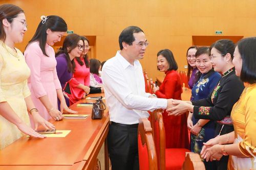 Phát huy trí tuệ, bản lĩnh của phụ nữ trong xây dựng và phát triển tỉnh Thái Nguyên