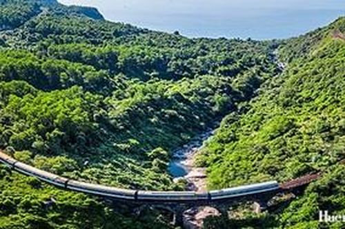 Tuyến tàu Huế - Đà Nẵng vào top 10 chuyến tàu đẹp nhất thế giới năm 2026