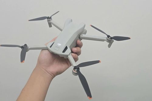 Lo UAV uy hiếp an toàn hàng không, cắm biển cấm bay quanh sân bay Đà Nẵng, Chu Lai