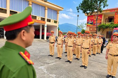 CSGT Lào Cai phân luồng, bảo đảm giao thông thông suốt tại Lễ hội Mường Lò 2026