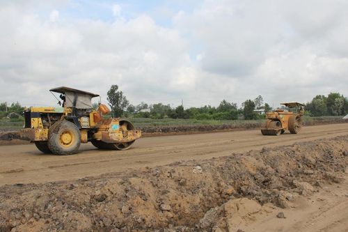 Tăng tốc thi công tuyến kết nối QL1 với cao tốc TP.HCM - Trung Lương qua Đồng Tháp