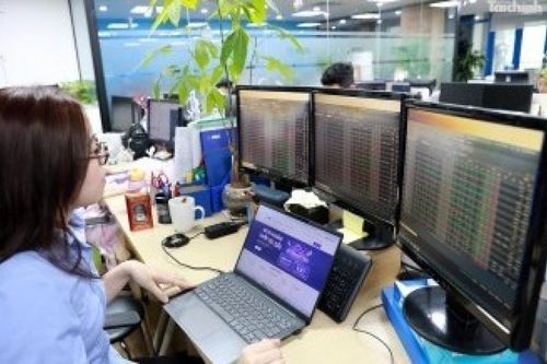 Dần lộ diện kết quả kinh doanh quý III/2026 của nhóm chứng khoán