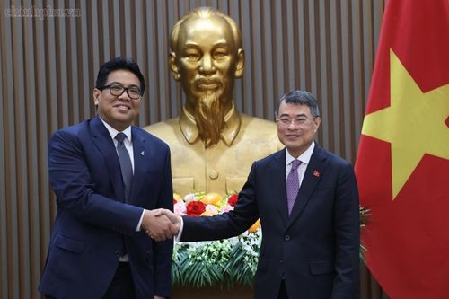 Việt Nam khuyến khích tập đoàn dầu khí Malaysia mở rộng đầu tư