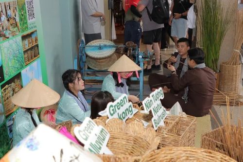 Mở lối phát triển kinh tế từ nguồn lực tái sinh