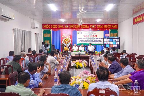 Cà Mau tìm giải pháp nâng cao hiệu quả nuôi tôm sú