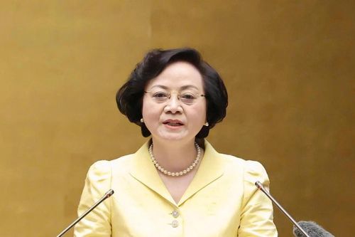 Thu hút, trọng dụng nhân tài để phát triển các ngành kinh tế mũi nhọn