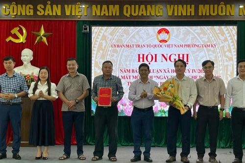 Đà Nẵng: Tam Kỳ ra mắt mô hình 'Ngày thứ 6 nghe dân nói'