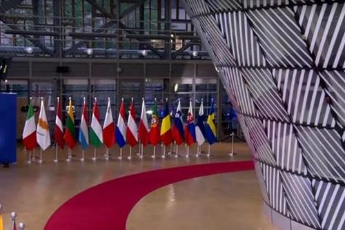 EU đối mặt nhiều thách thức kinh tế và an ninh