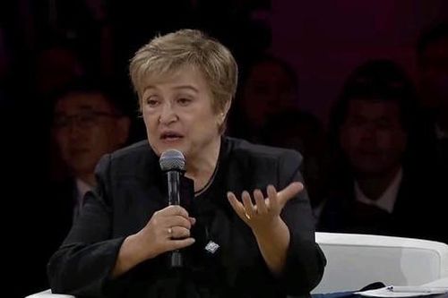 IMF cảnh báo rủi ro gia tăng khi AI phát triển quá nhanh