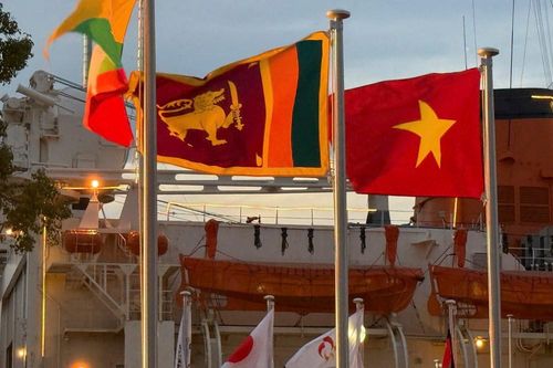 Quốc kỳ Việt Nam tung bay tại Asian Para Games 2026