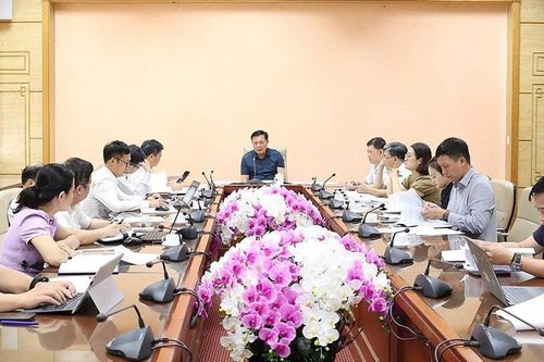 Bộ Y tế thúc đẩy tiến độ xây dựng Thông tư về bảo quản thiết vị y tế dự trữ quốc gia