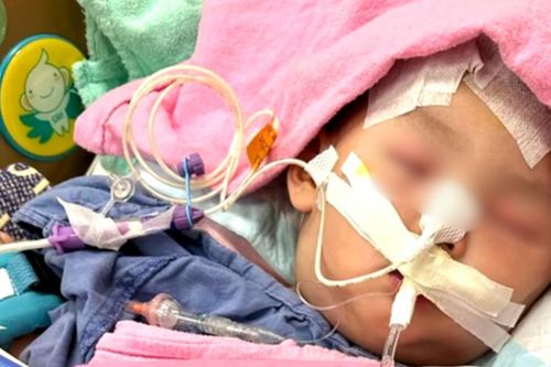 Bé gái 12 tuổi tử vong sau khi đánh răng, hé lộ mối nguy chết người