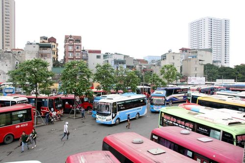 Hà Nội yêu cầu rà soát, giảm giá cước vận tải khi giá nhiên liệu giảm