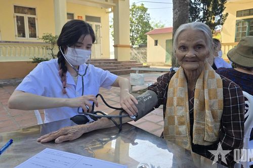 Chung tay chăm sóc sức khỏe nhân dân từ hoạt động thiện nguyện