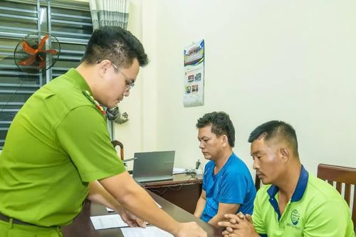 Tạm giữ khẩn cấp hai tài xế xe đầu kéo đánh nhau giữa Quốc lộ 51