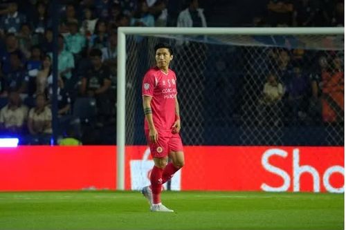 Đoàn Văn Hậu vắng mặt trận đại chiến V-League