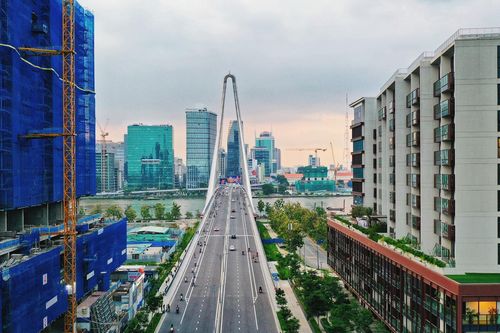 Giá căn hộ mới tăng cao, nhà đầu tư thứ cấp chịu áp lực giảm giá