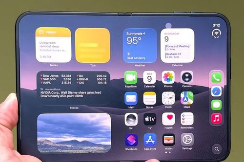 Apple lên tiếng sau khi iPhone Duo 'cháy hàng'