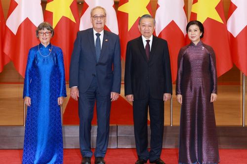 Tổng Bí thư, Chủ tịch nước và phu nhân chủ trì lễ đón Tổng thống Thụy Sĩ