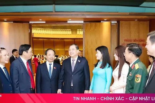 Đoàn ĐBQH Hà Tĩnh dự phiên khai mạc Kỳ họp thứ 2, Quốc hội khoá XVI