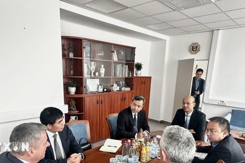 Việt Nam và Hungary thúc đẩy hợp tác nông nghiệp, khoa học-công nghệ