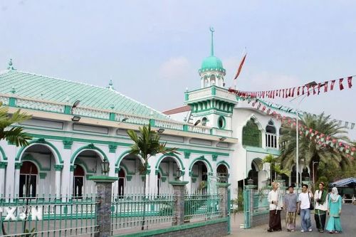 Làng Chăm Châu Phong: Điểm đến hấp dẫn trên hành lang du lịch sông Mekong