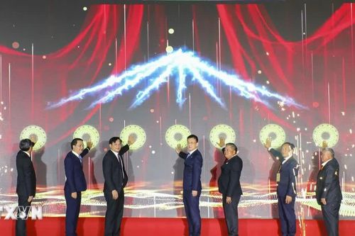 Mở rộng kết nối giao thương Việt Nam-Lào-Trung Quốc