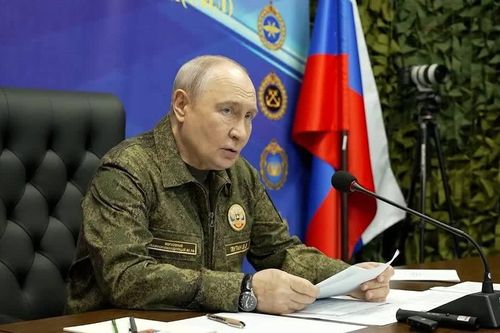Tổng thống Putin tuyên bố Nga sẽ tiếp tục tấn công, không đàm phán về vùng an ninh